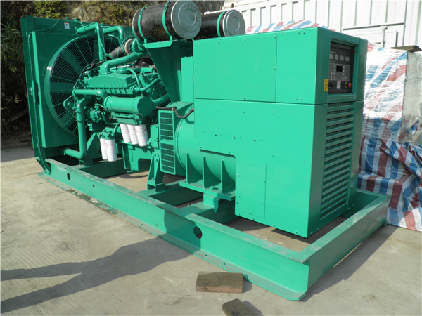 鄂伦春发电车出租-柴油发电机组在使用的过程中应该做好哪些防护工作