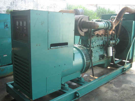 鄂伦春租赁发电机- 发电机碳刷磨损的原因是什么