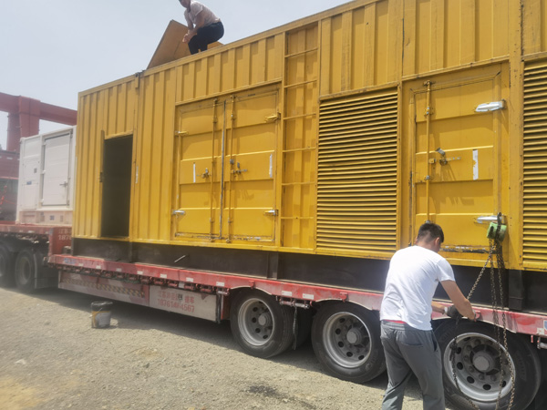 鄂伦春发电机出租100KW发电机需要什么规格的电缆线？