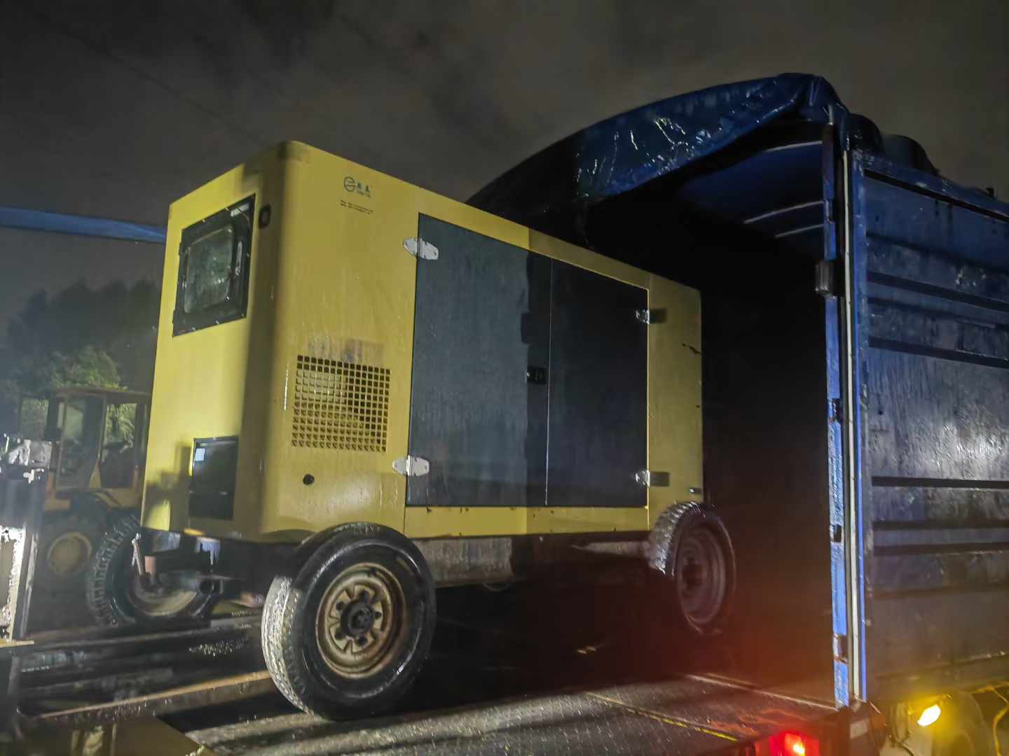 鄂伦春如何根据负载特性选择合适的柴油发电机？