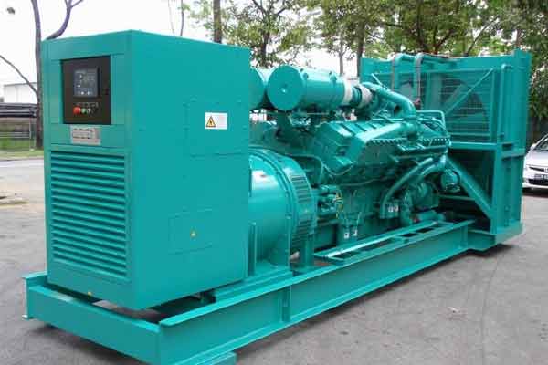 鄂伦春柴油发电机组电压不稳定怎样维修？