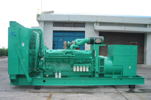 鄂伦春工厂发电机应急发电时如何更准确地检查发电机状态？