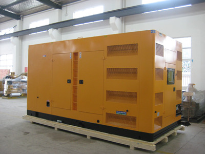 鄂伦春不同类型的发电机组在冬季保养时的注意事项有何差异？