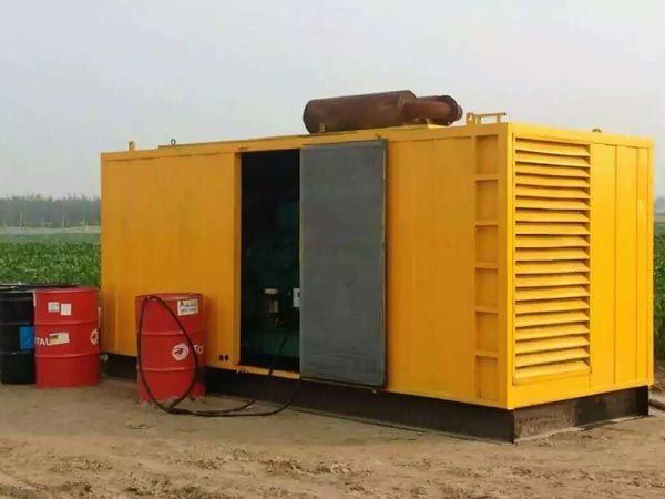 鄂伦春安装新的水冷式机油散热器密封件有哪些注意事项？