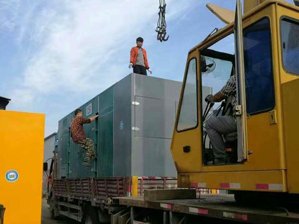 鄂伦春更换水冷式机油散热器密封件的操作流程是怎样的？